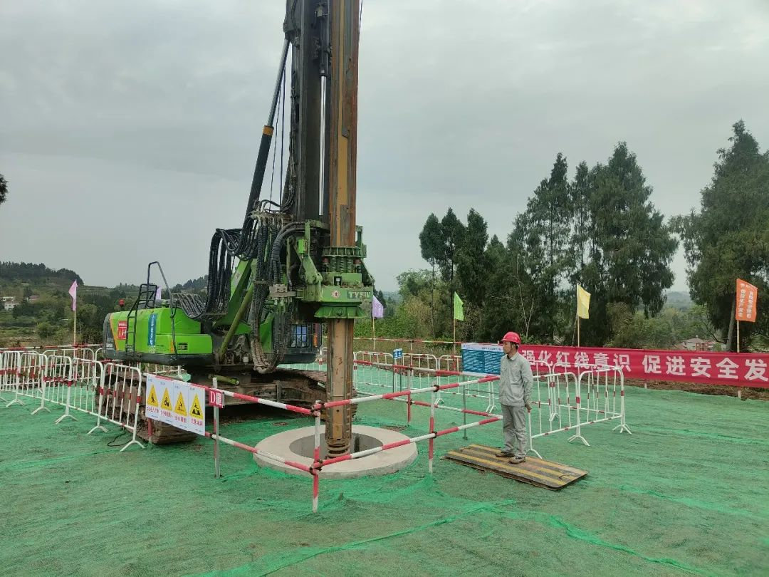 1000千伏川渝特高壓交流線路工程開工！