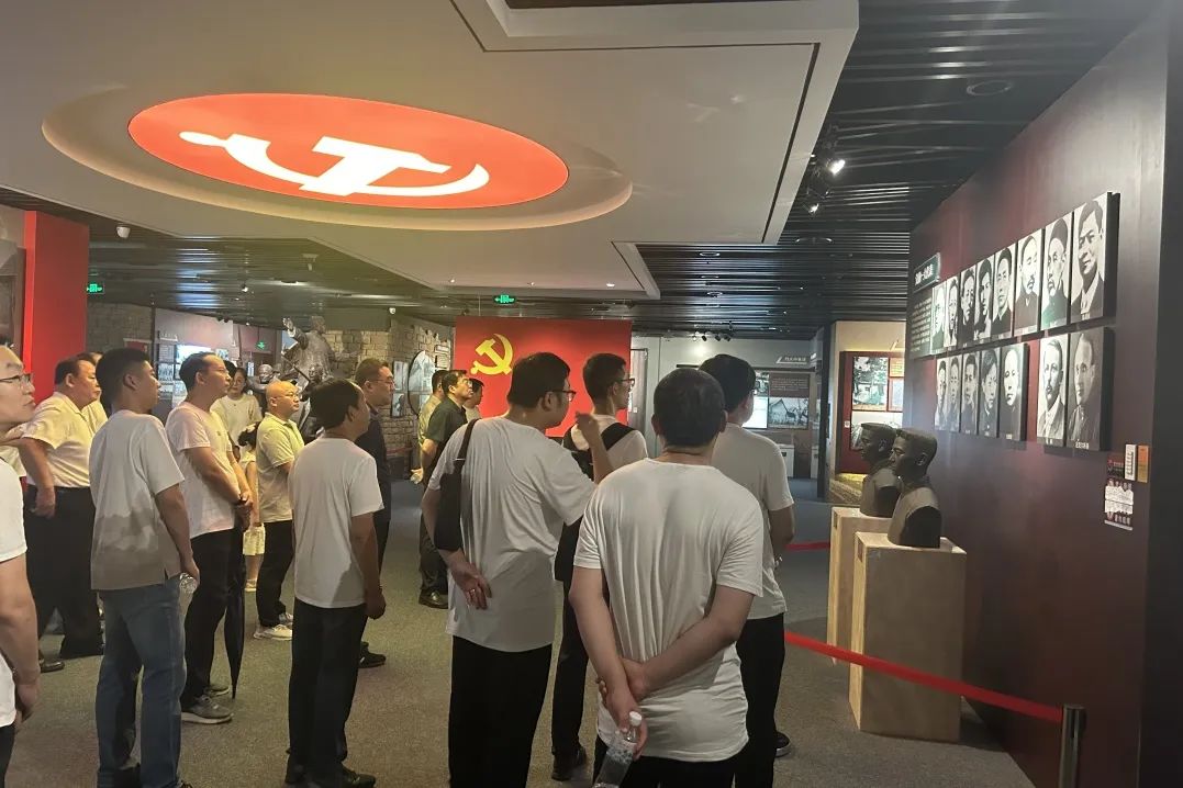 電網(wǎng)事業(yè)部魯北區(qū)域組織開展團(tuán)建活動